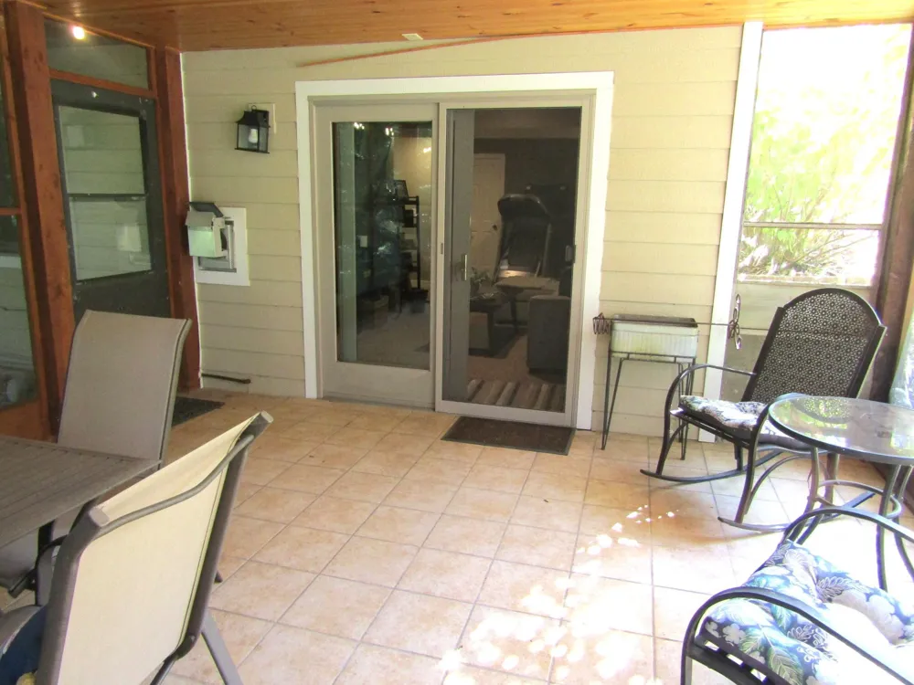 1409 Oak Drive Montevideo, MN 56265