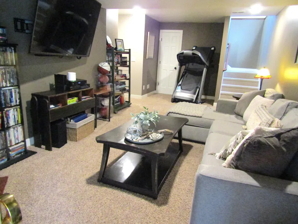 1409 Oak Drive Montevideo, MN 56265