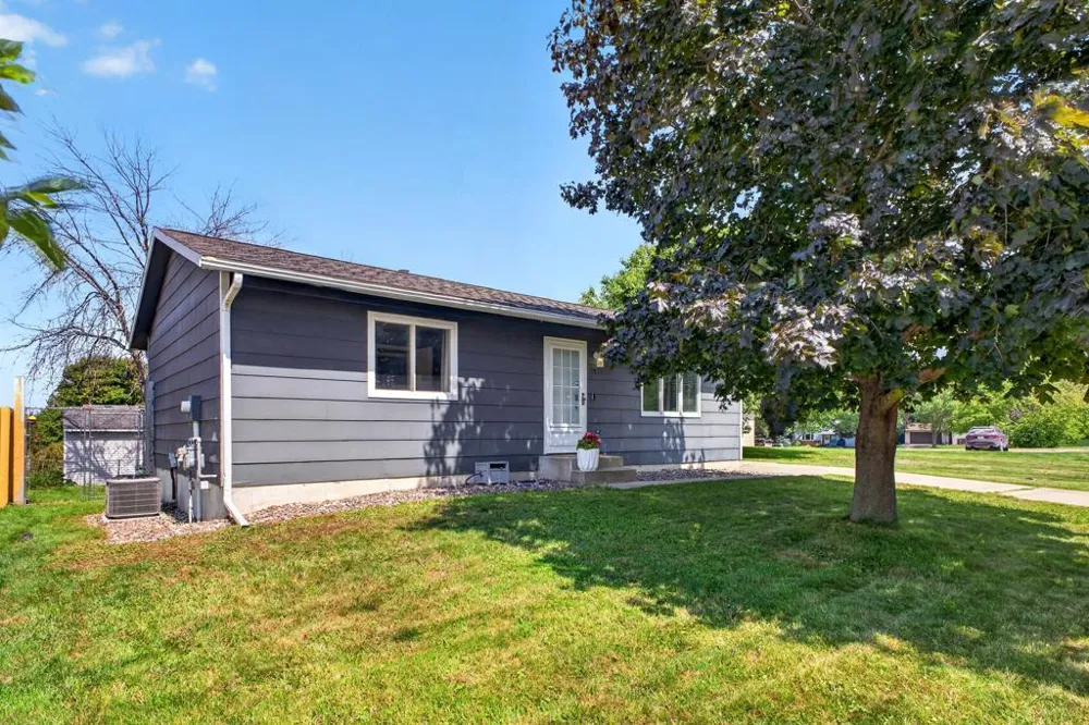3513 7th Street NW Rochester, MN 55901