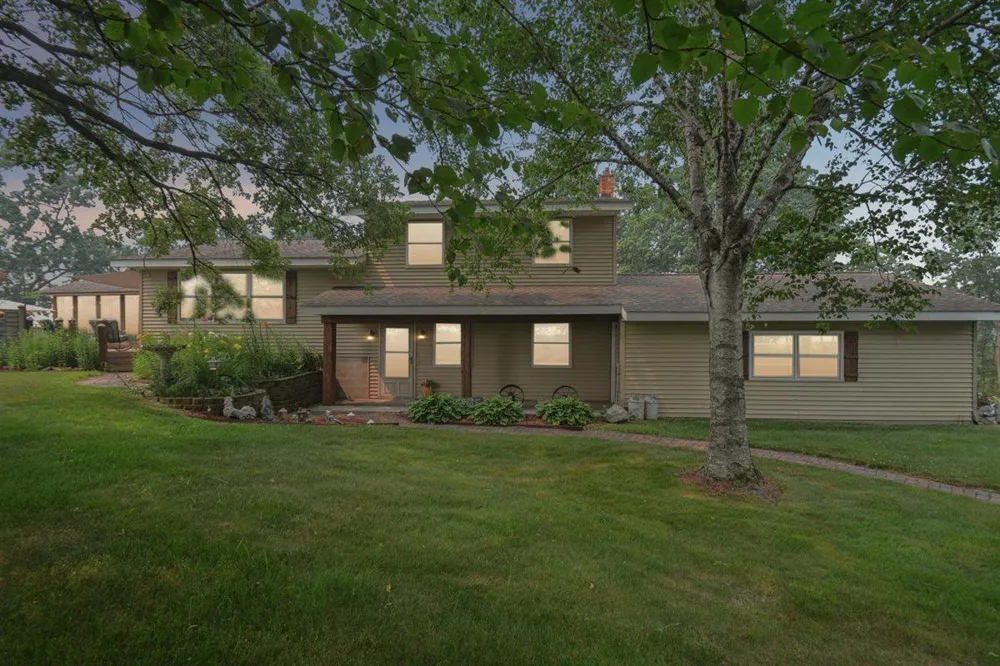 1200 301st Avenue NW Isanti, MN 55040