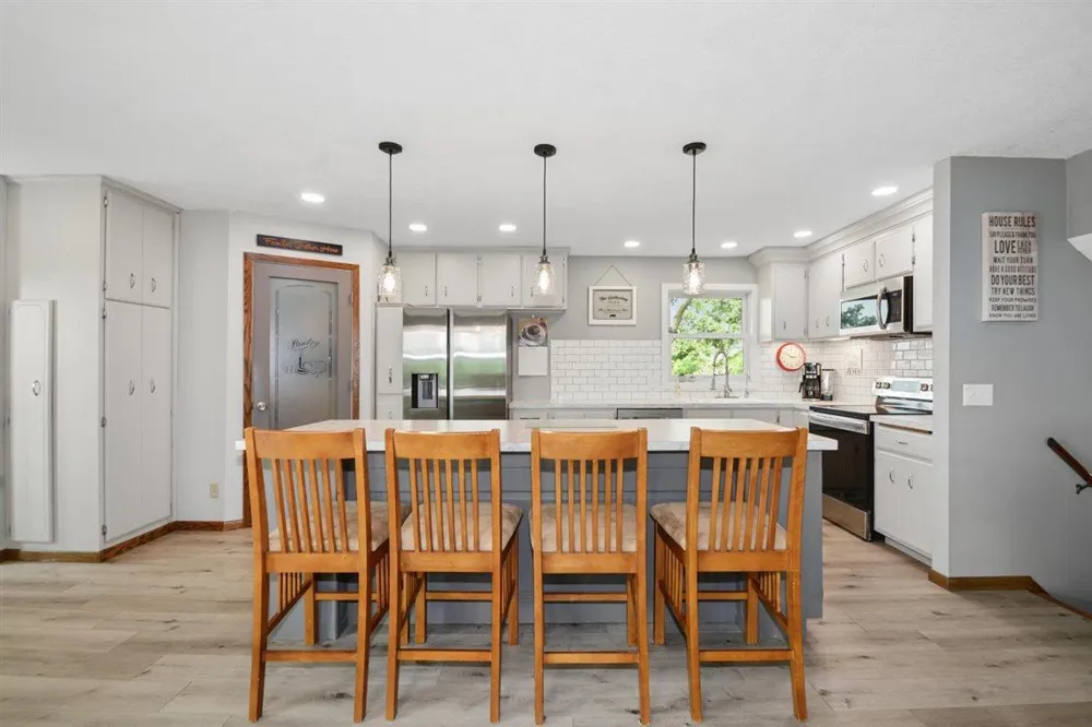 1200 301st Avenue NW Isanti, MN 55040