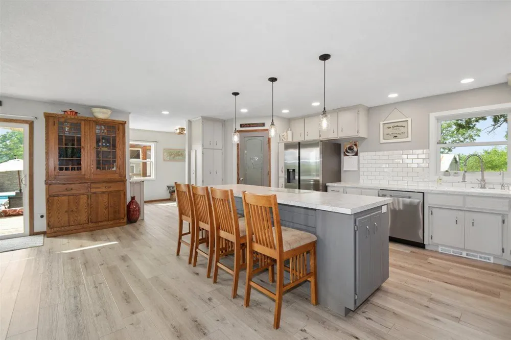 1200 301st Avenue NW Isanti, MN 55040