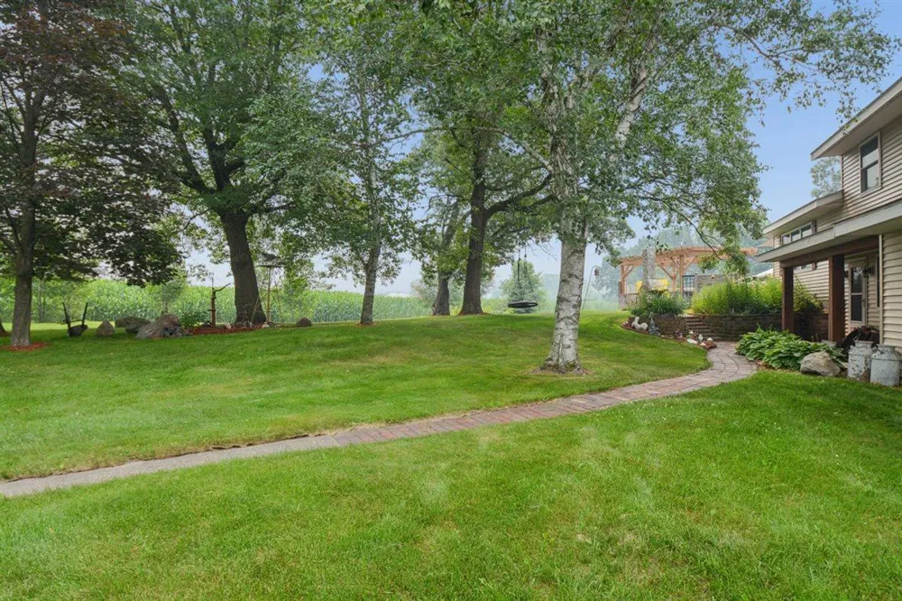 1200 301st Avenue NW Isanti, MN 55040
