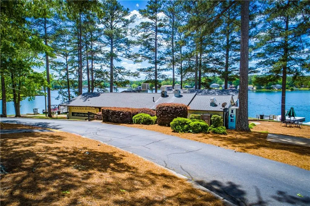 3297 Lakeview Parkway Villa Rica, GA 30180