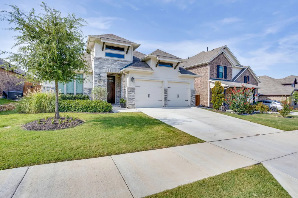 5705 Surry Mountain Trail Fort Worth, TX 76179
