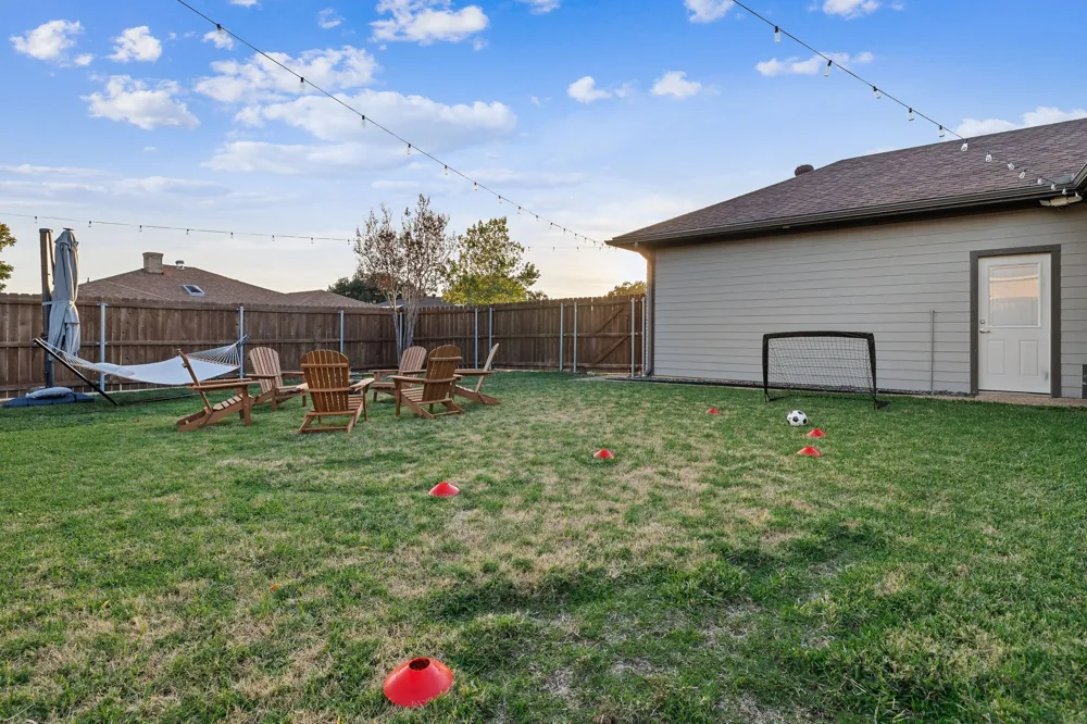 1922 Camden Way Carrollton, TX 75007