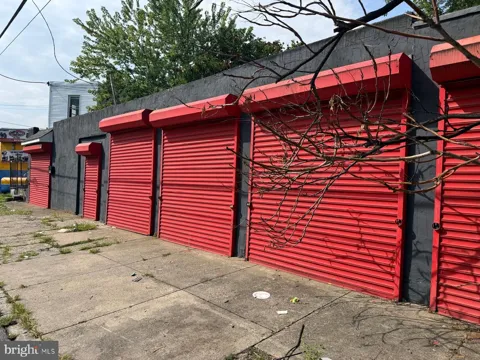 1912 WAKELING STREET