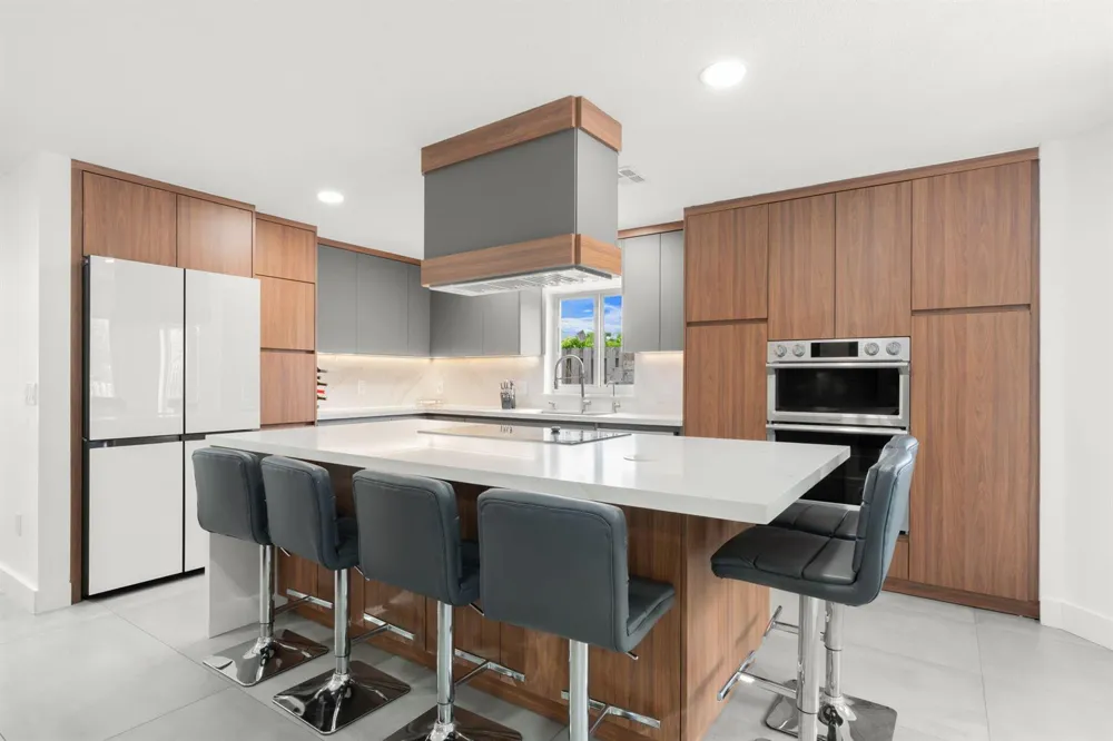 52 Gables Boulevard Weston, FL 33326