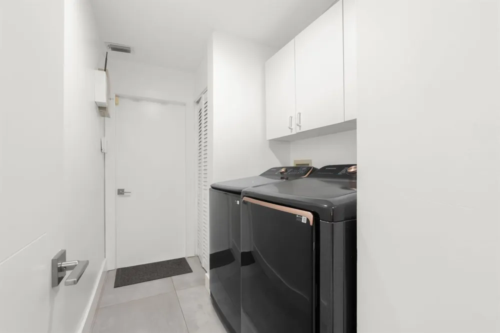 52 Gables Boulevard Weston, FL 33326
