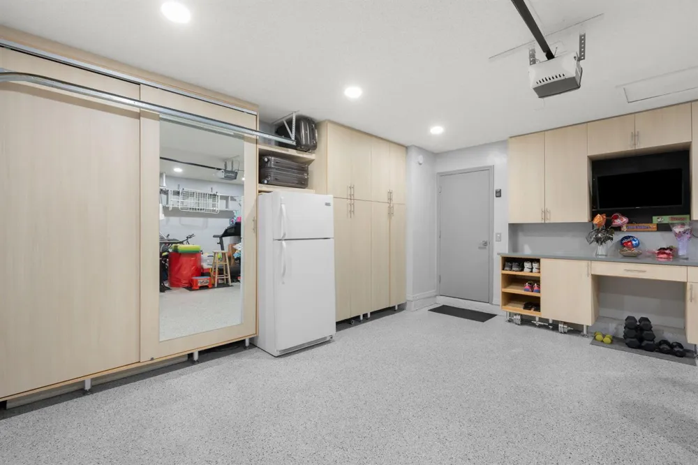 52 Gables Boulevard Weston, FL 33326