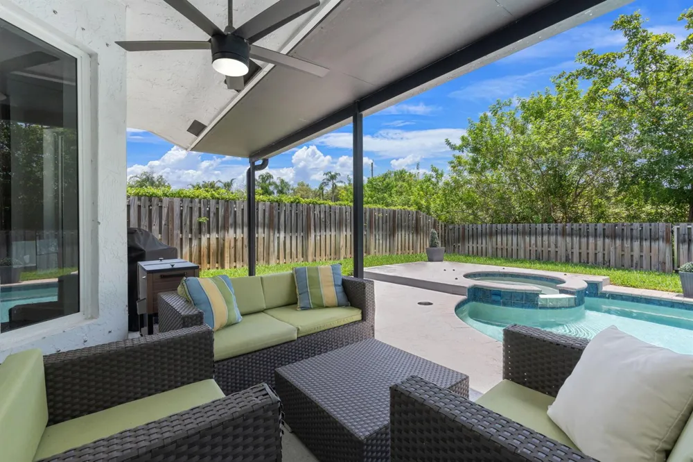 52 Gables Boulevard Weston, FL 33326