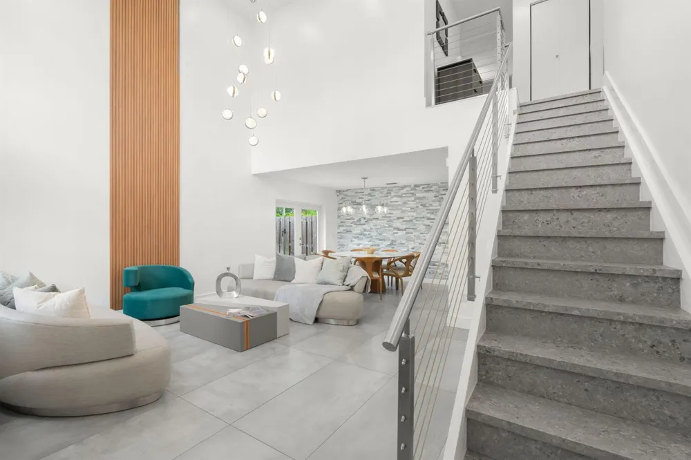 52 Gables Boulevard Weston, FL 33326