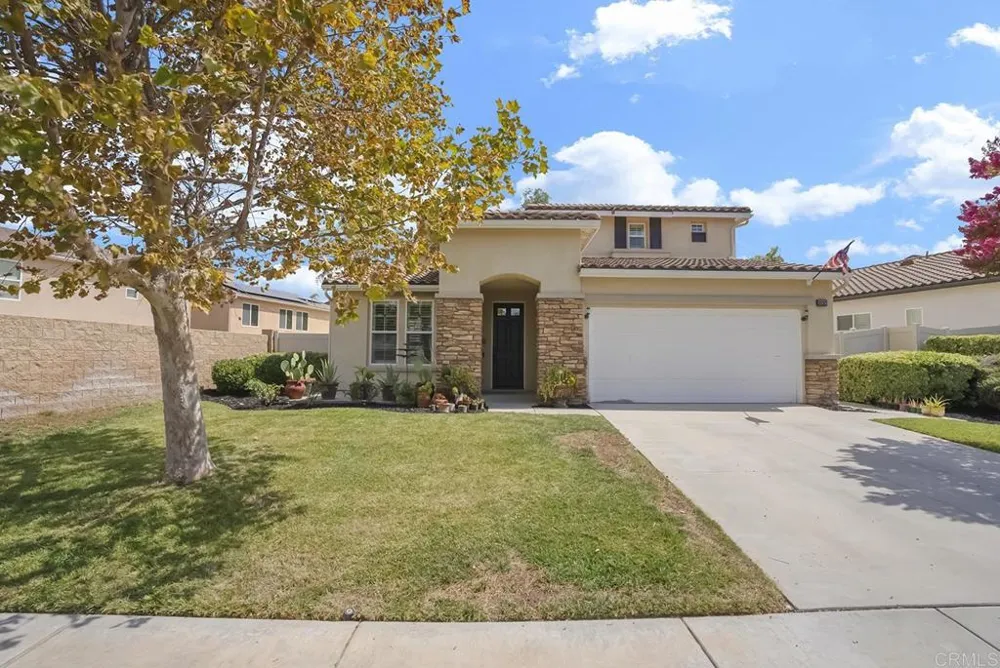 38292 Taylor Ln Murrieta, CA 92563