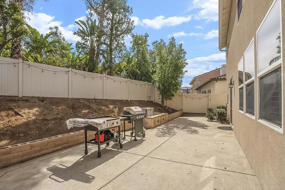 38292 Taylor Ln Murrieta, CA 92563