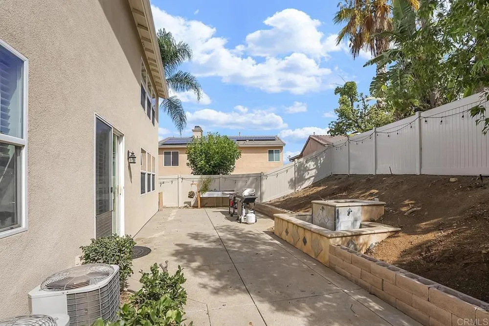 38292 Taylor Ln Murrieta, CA 92563