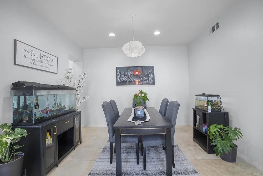 38292 Taylor Ln Murrieta, CA 92563