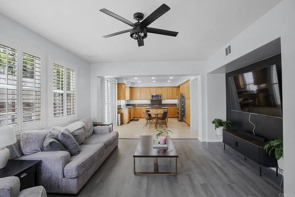 38292 Taylor Ln Murrieta, CA 92563