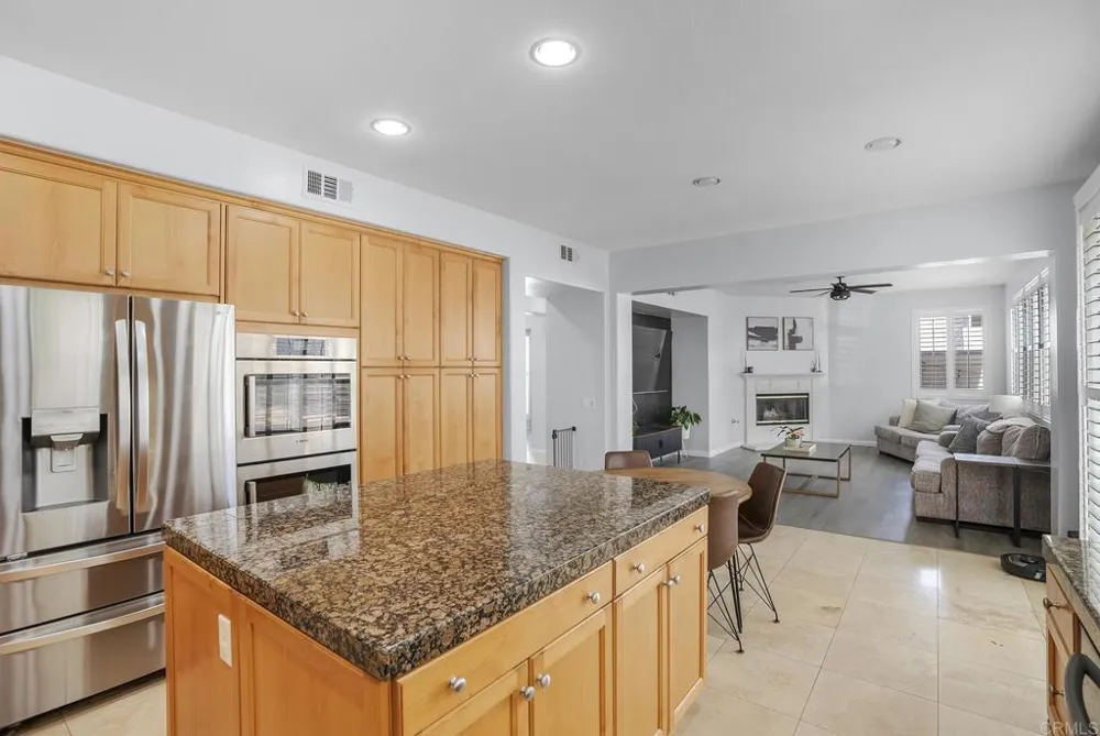 38292 Taylor Ln Murrieta, CA 92563