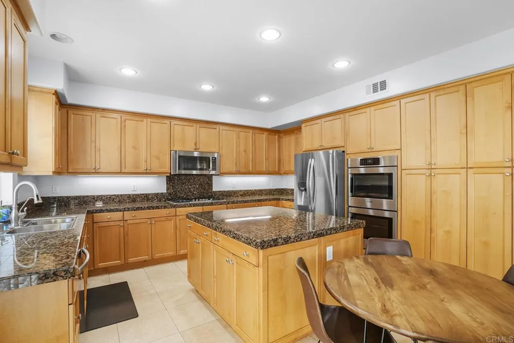 38292 Taylor Ln Murrieta, CA 92563