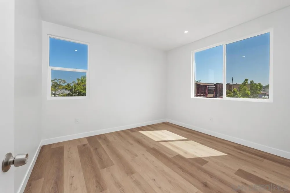 10349 Lipscomb Dr San Diego, CA 92126