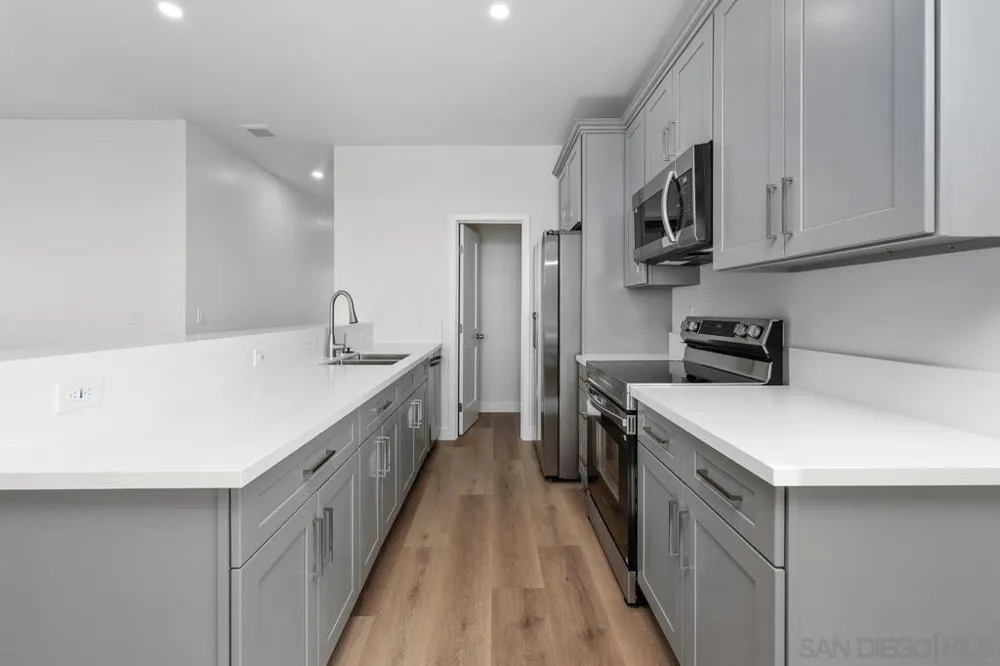 10349 Lipscomb Dr San Diego, CA 92126