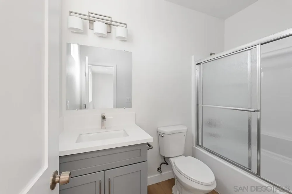 10349 Lipscomb Dr San Diego, CA 92126