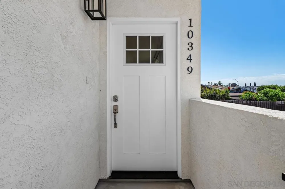 10349 Lipscomb Dr San Diego, CA 92126