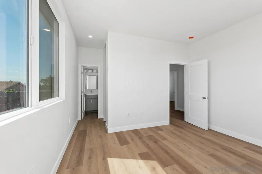 10349 Lipscomb Dr San Diego, CA 92126