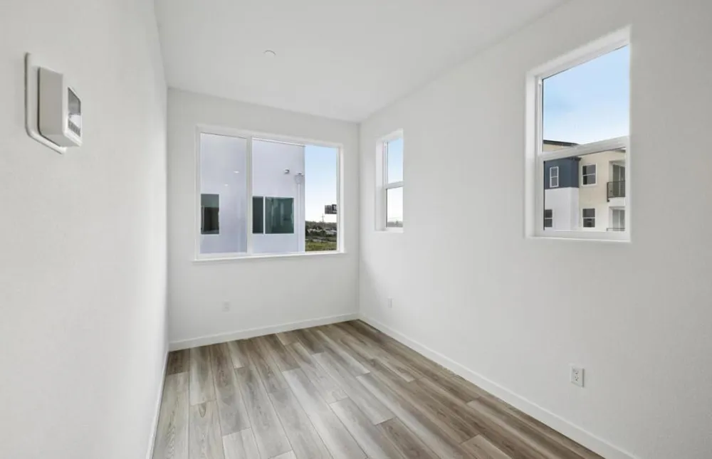 1325 Lilac Way Milpitas, CA 95035