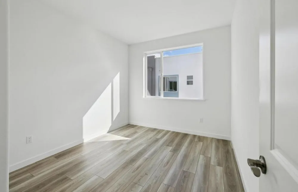 1325 Lilac Way Milpitas, CA 95035