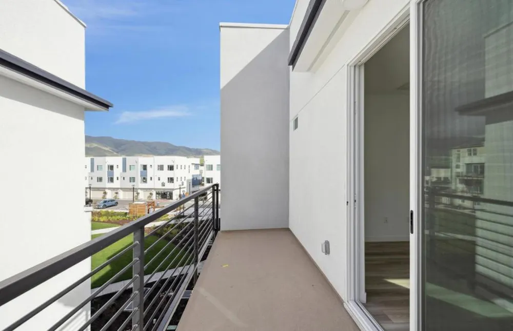 1325 Lilac Way Milpitas, CA 95035