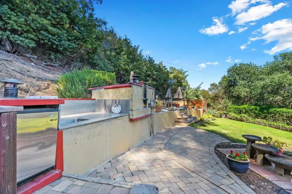 Address Not Shown Aptos, CA 95003