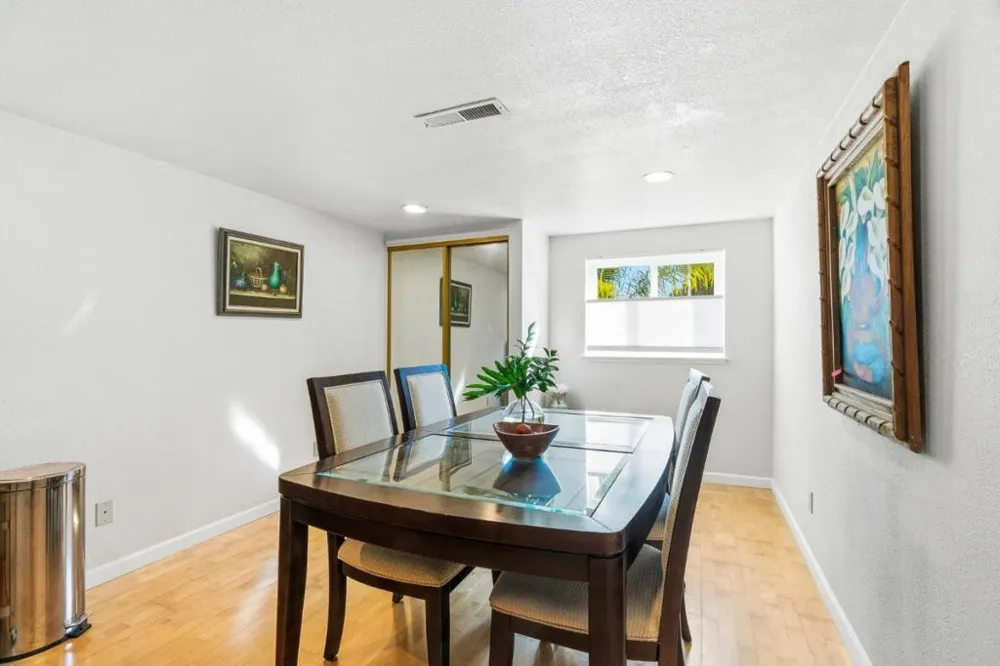 Address Not Shown Aptos, CA 95003