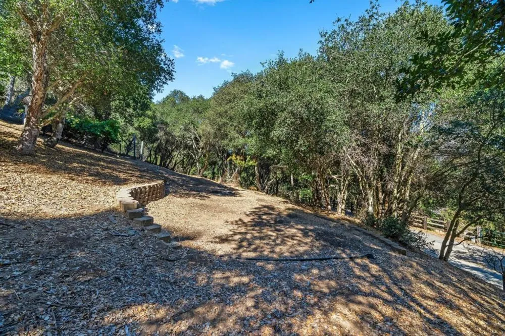 200 Marthas Way Aptos, CA 95003