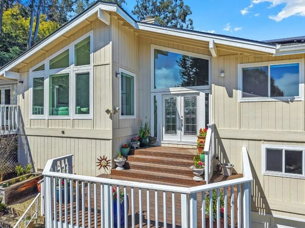 200 Marthas Way Aptos, CA 95003