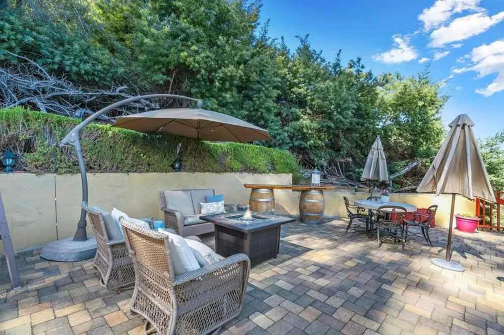 200 Marthas Way Aptos, CA 95003