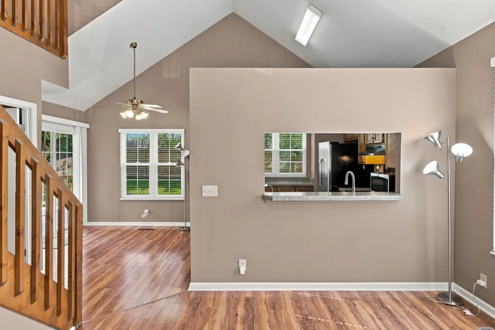5936 Colchester Dr Hermitage, TN 37076