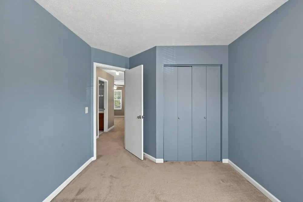 5936 Colchester Dr Hermitage, TN 37076