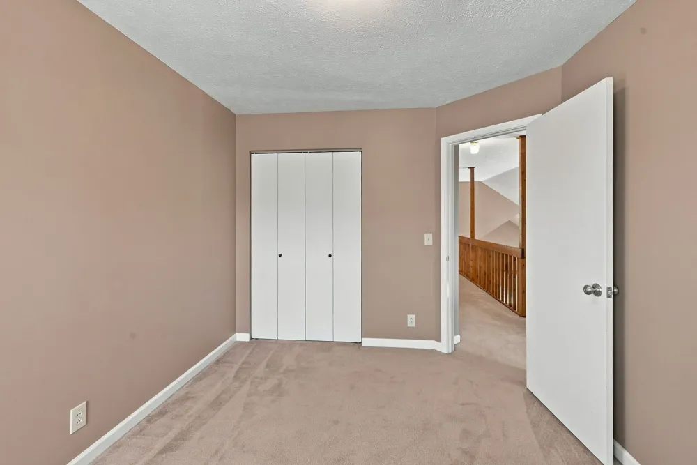 5936 Colchester Dr Hermitage, TN 37076