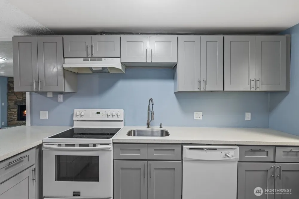 13702 37th Avenue S #51 Tukwila, WA 98168
