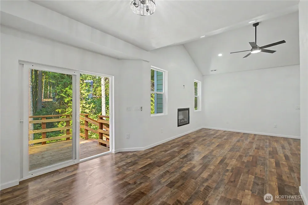 18635 SE Southwood Court Yelm, WA 98597