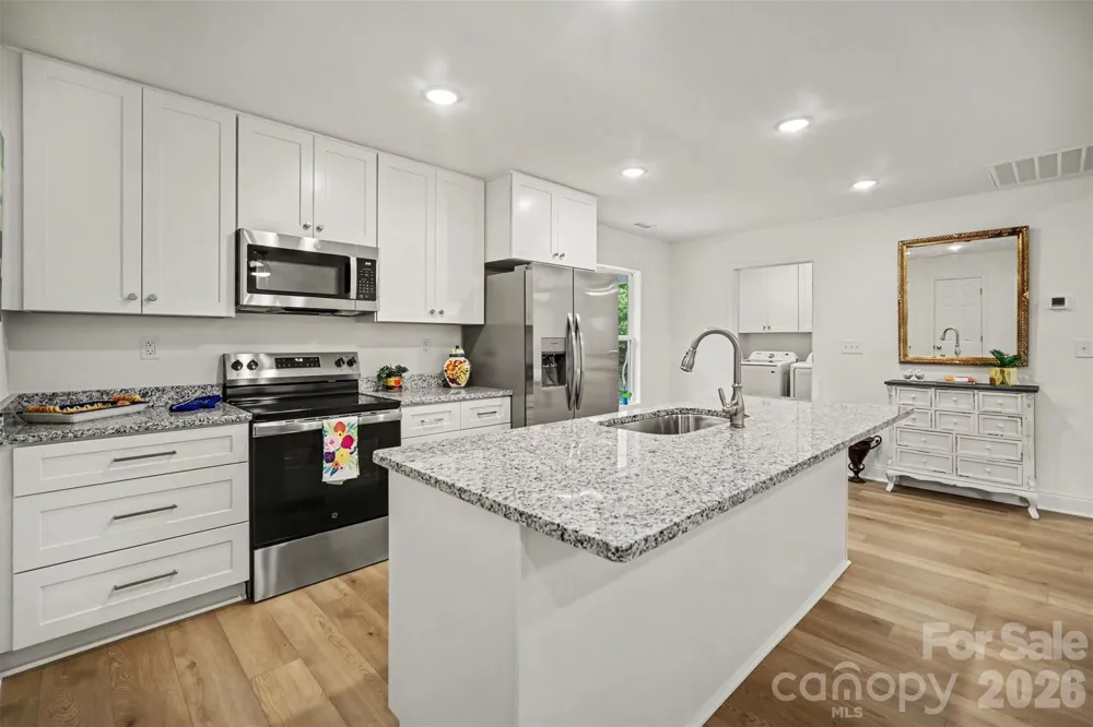 3299 Old Seine Road Smyrna, SC 29743