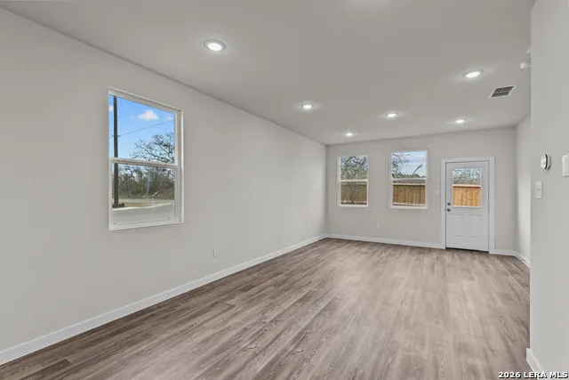 4306 HOBBITON WAY New Braunfels, TX 78130