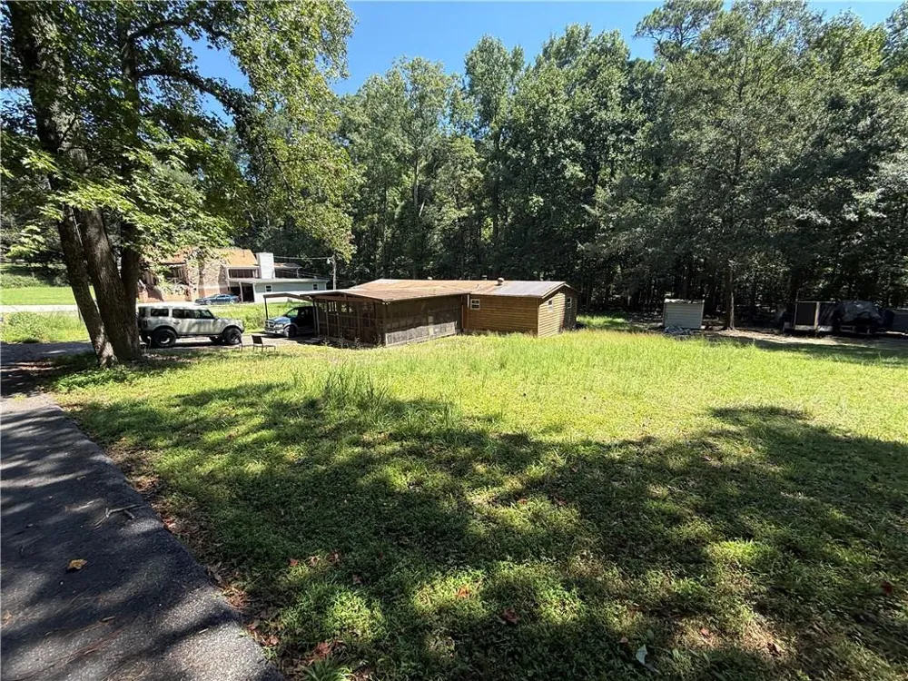 185 Smyrna Street SE Acworth, GA 30101