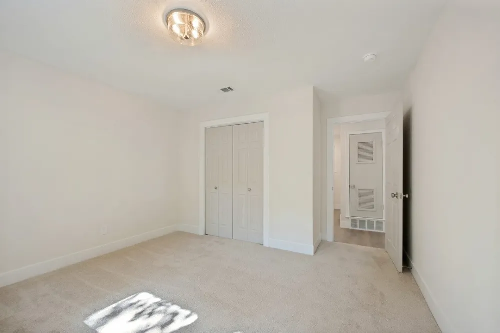 6904 Jewell Avenue Fort Worth, TX 76112