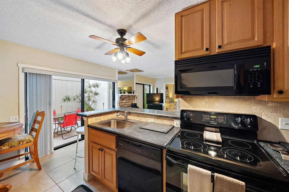 1605 S US HIGHWAY 1 #5A Jupiter, FL 33477