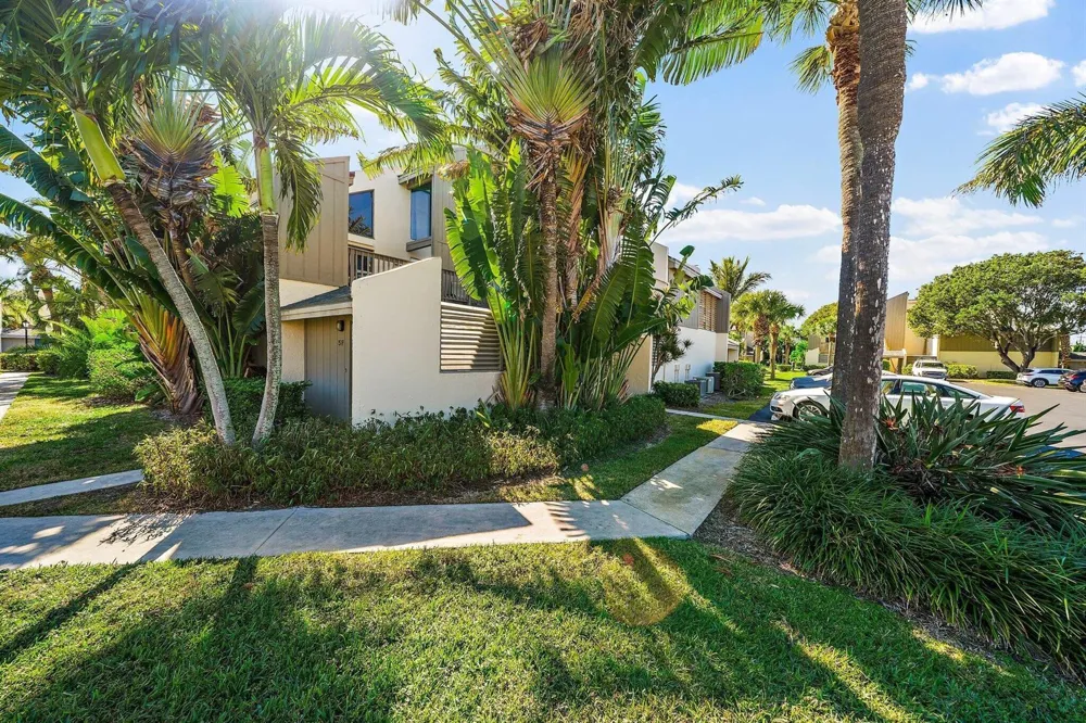 1605 S US HIGHWAY 1 #5A Jupiter, FL 33477