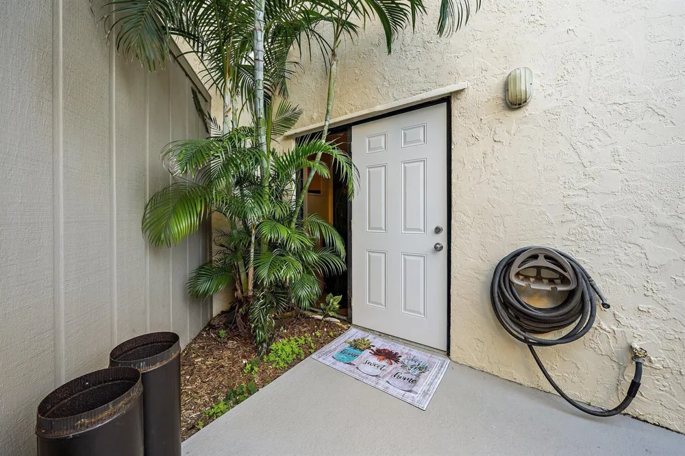 1605 S US HIGHWAY 1 #5A Jupiter, FL 33477