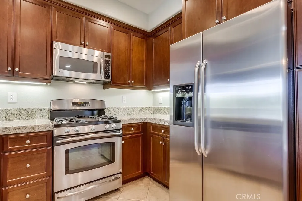 1327 Abelia Irvine, CA 92606