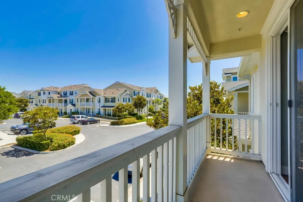 1327 Abelia Irvine, CA 92606